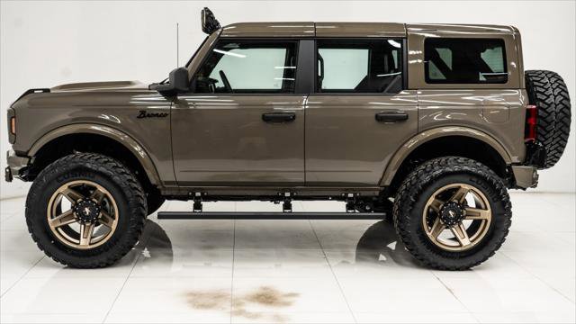 Used 2025 Ford Bronco 4-Door image 3