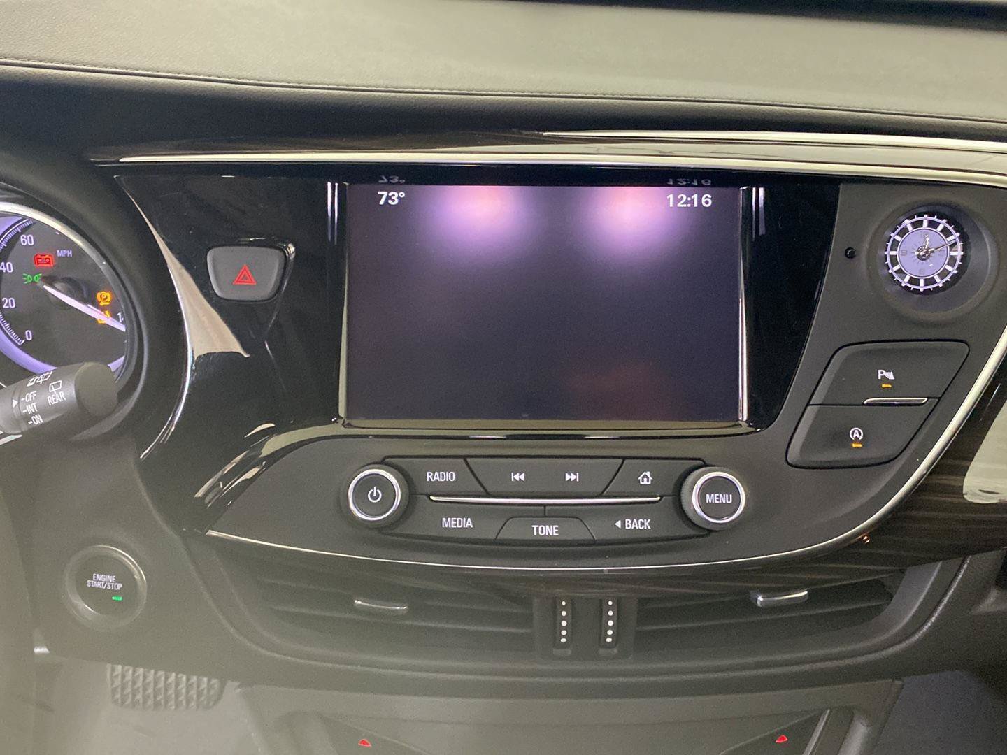 Used 2019 Buick Envision Essence AWD/4WD image 19