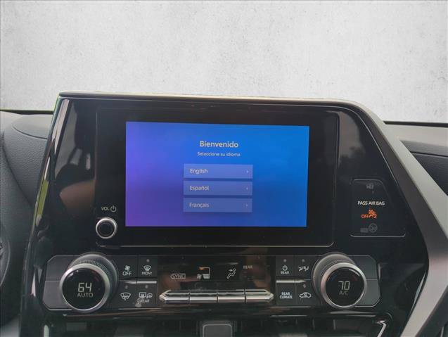 Used 2023 Toyota Highlander L AWD/4WD image 19