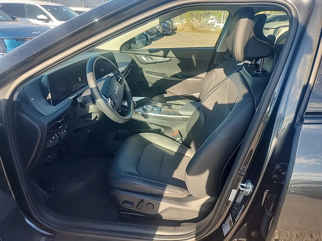 Certified 2024 Kia EV6 Light RWD image 19