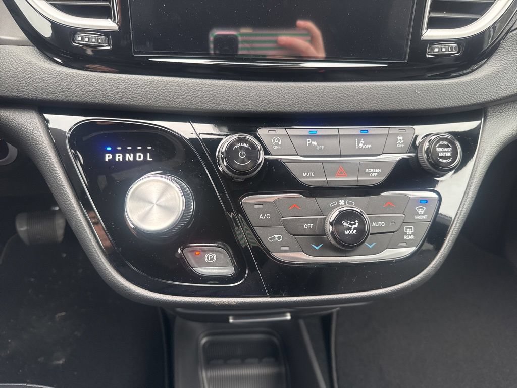 New 2026 Chrysler Voyager LX FWD image 29