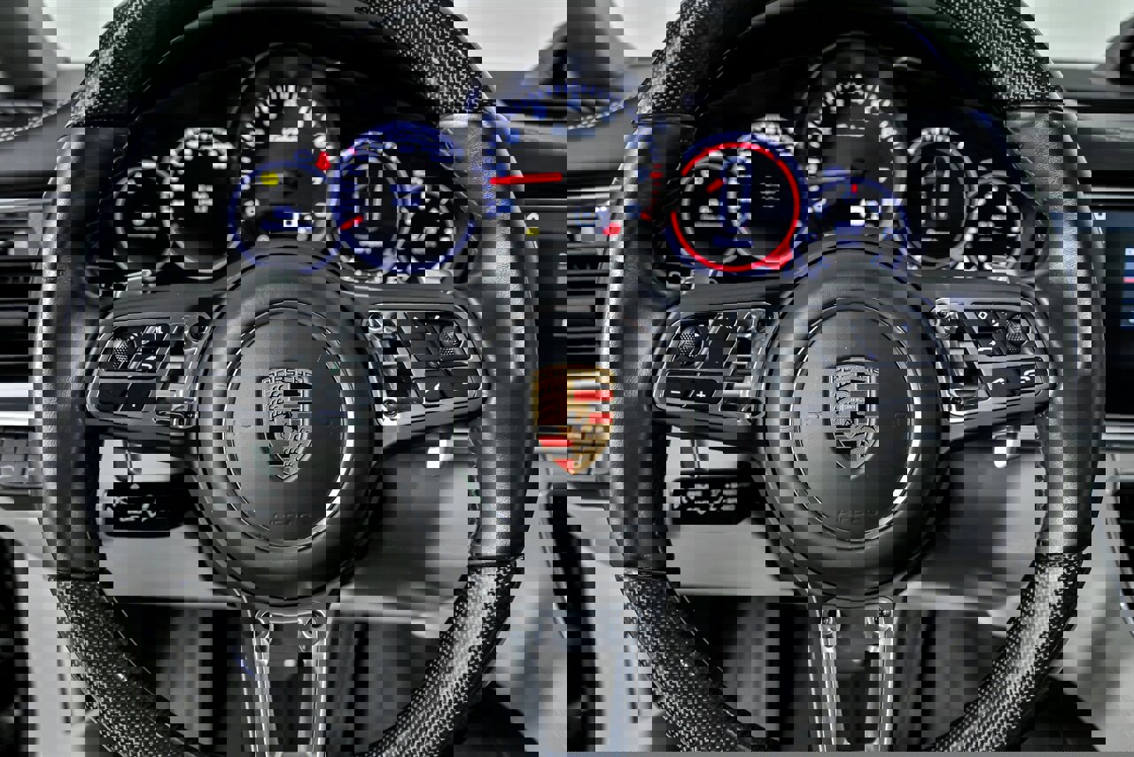 Used 2019 Porsche Panamera Turbo image 31