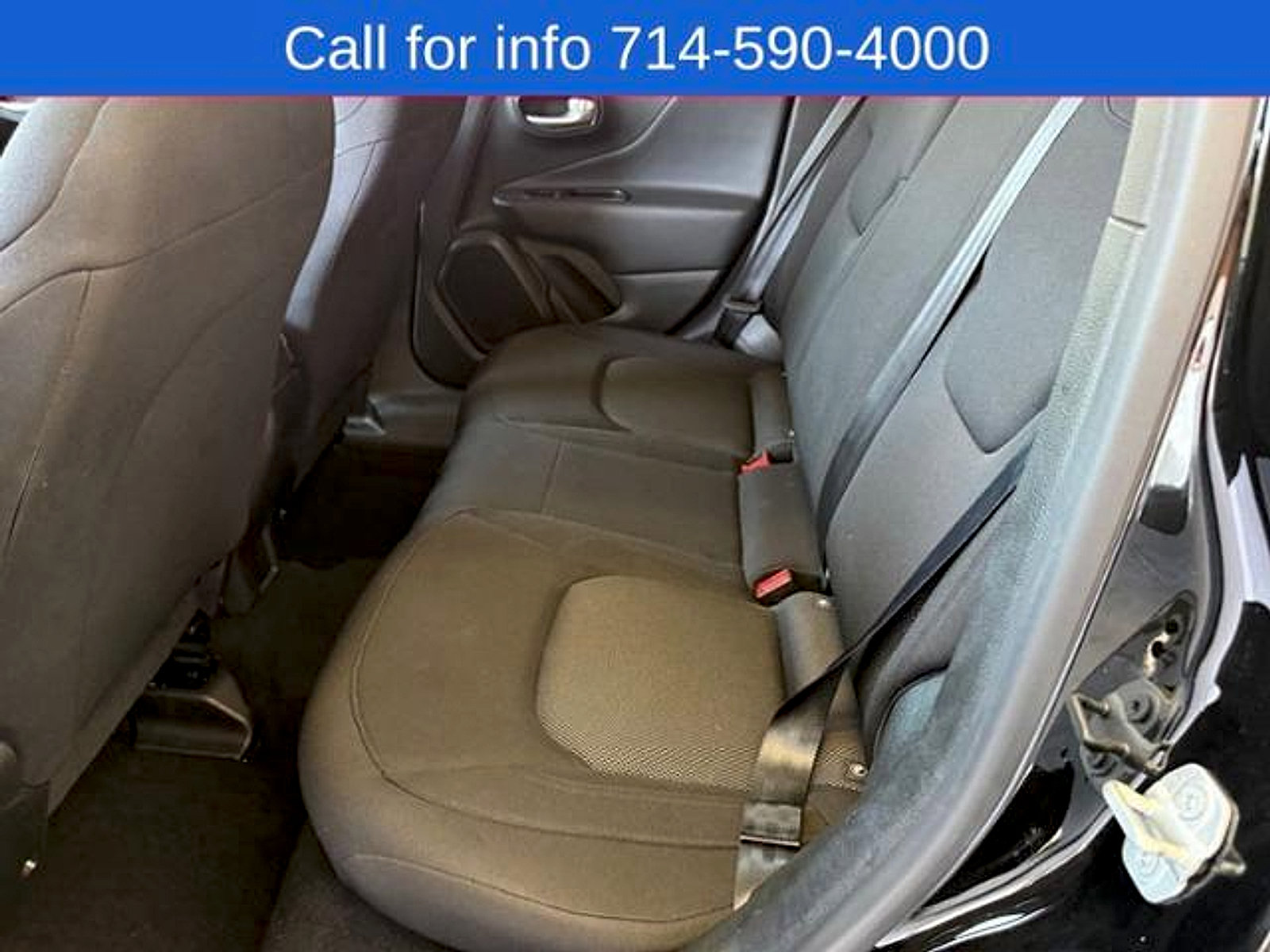 Used 2023 Jeep Renegade Latitude AWD/4WD image 27