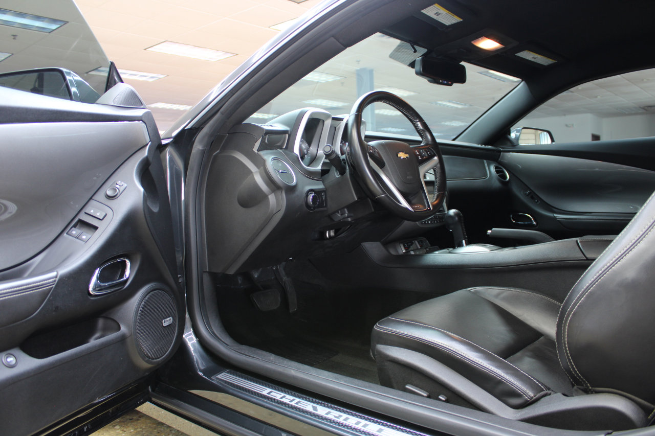 Used 2012 Chevrolet Camaro SS w/ RS Package image 31