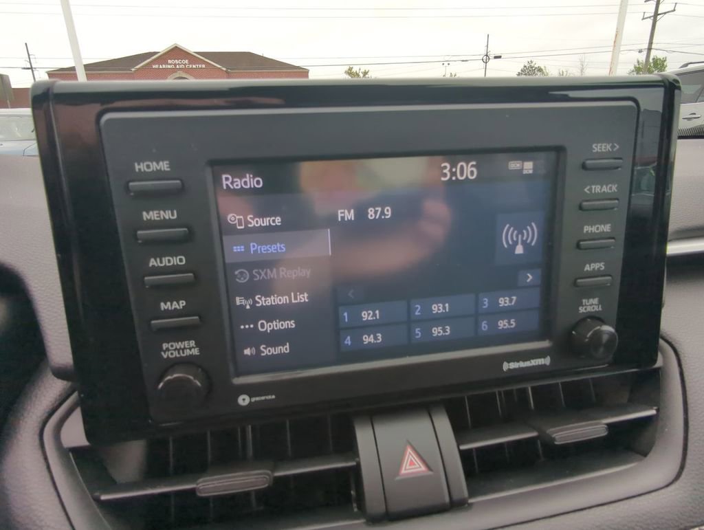Used 2020 Toyota RAV4 LE w/ All Weather Liner Package AWD/4WD image 17