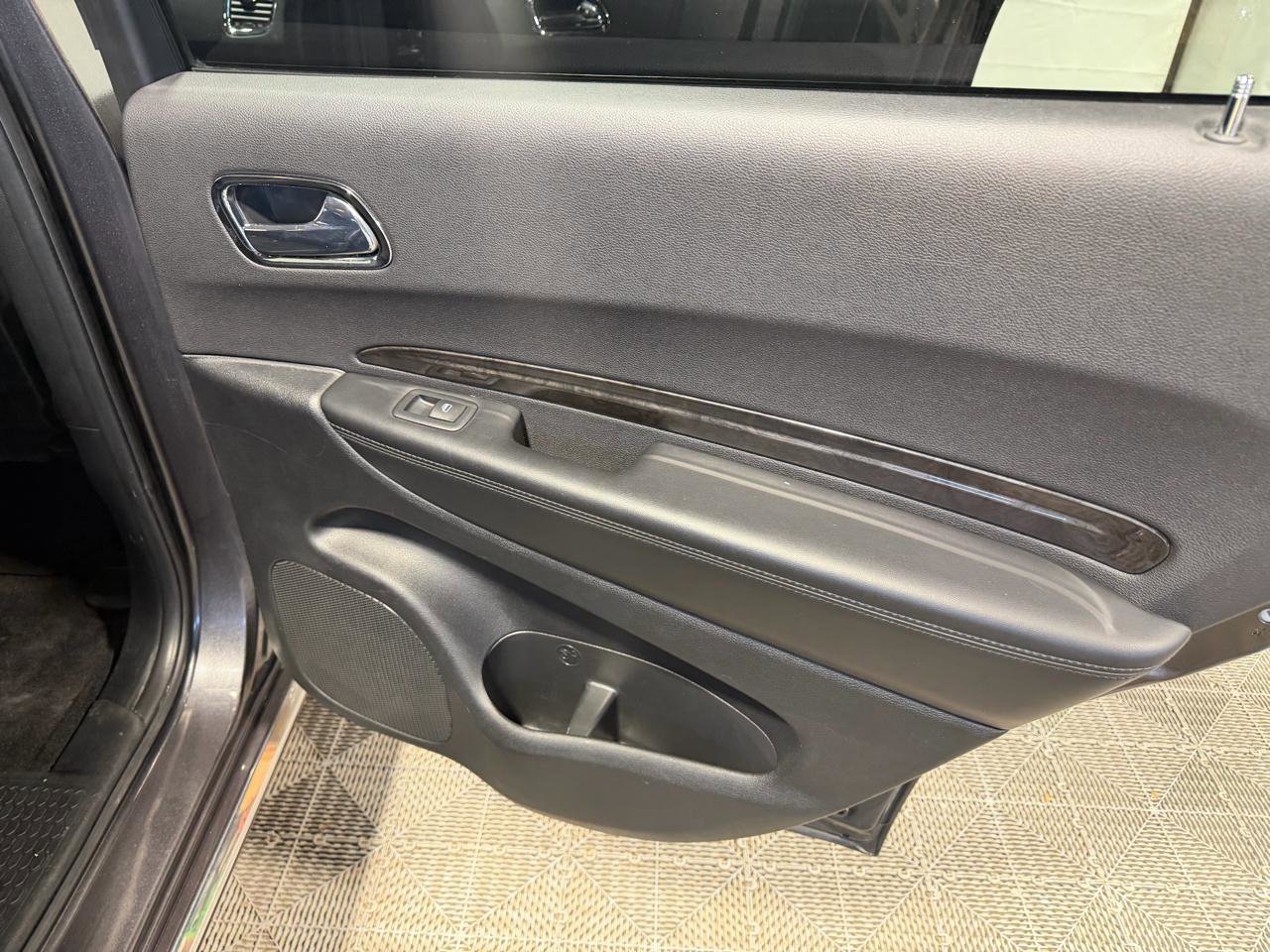 Used 2016 Dodge Durango Limited w/ Premium Group image 16