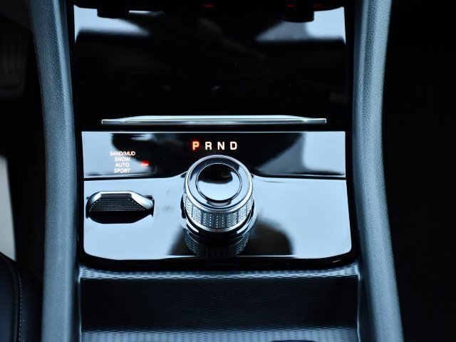 Used 2025 Jeep Grand Cherokee Limited w/ Black Appearance Package image 26