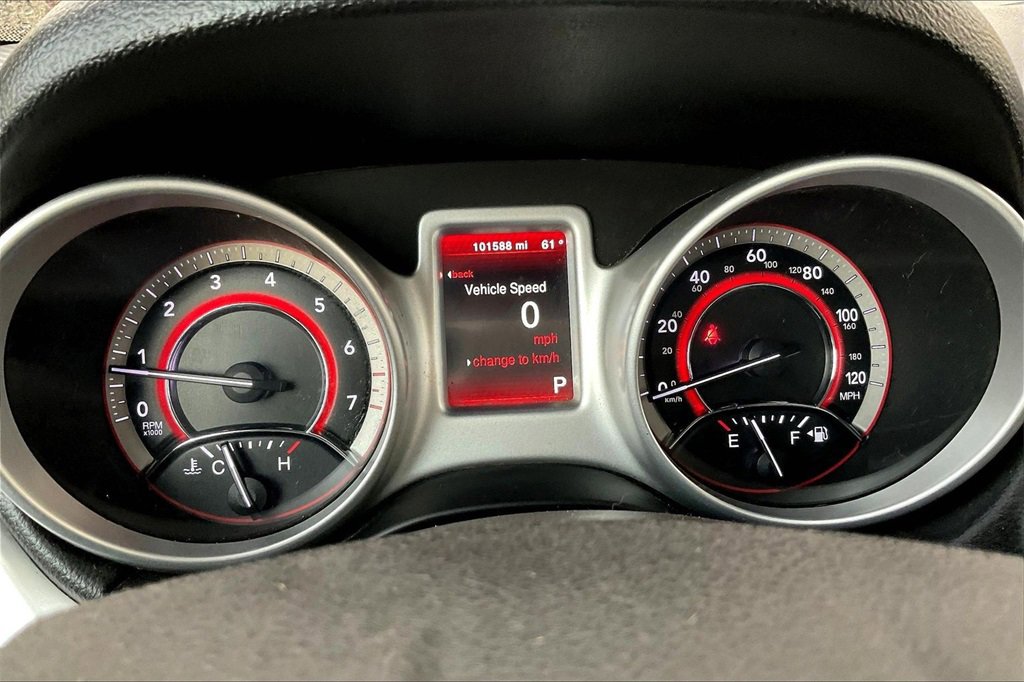 Used 2018 Dodge Journey SE w/ Blacktop Package image 19