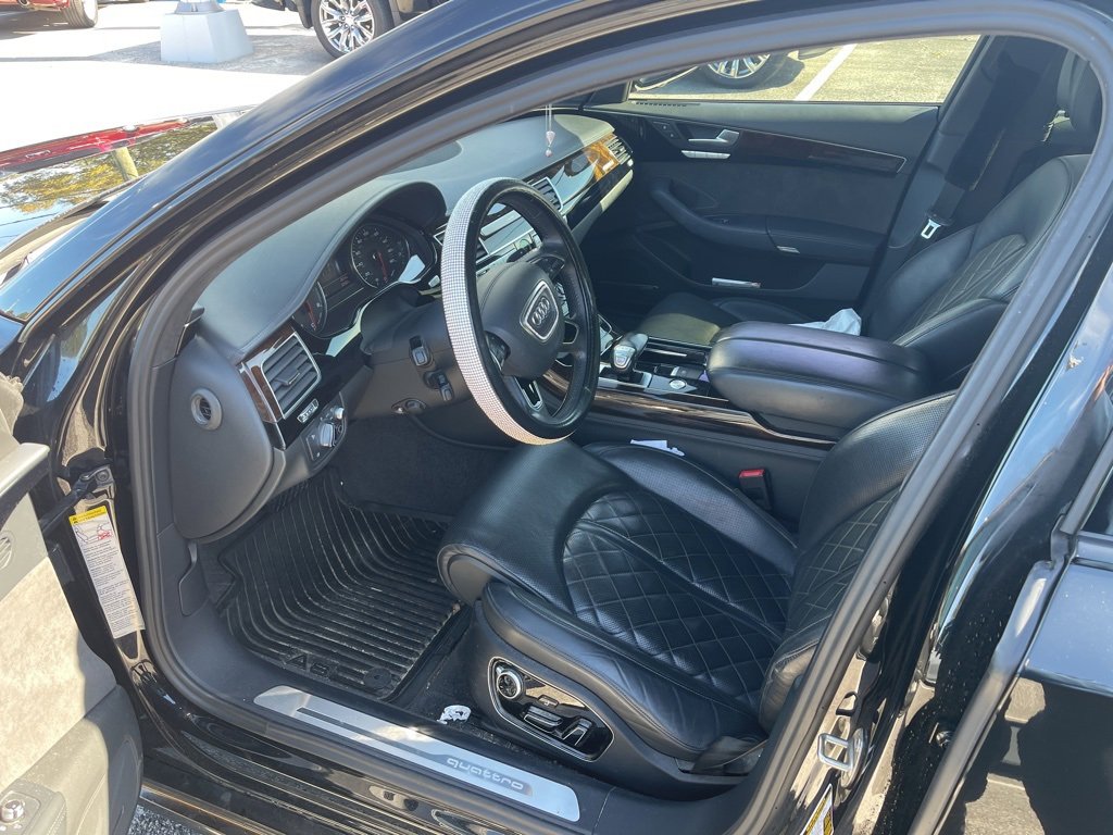 Used 2017 Audi A8 L 3.0T w/ Executive Package image 3