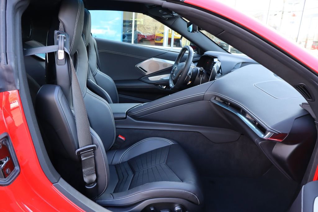 Used 2025 Chevrolet Corvette Z06 w/ Battery Protection Package image 23