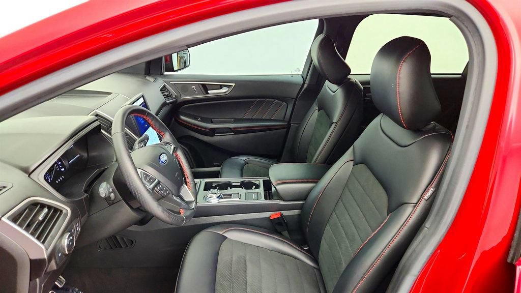 Used 2022 Ford Edge ST-Line AWD/4WD image 18