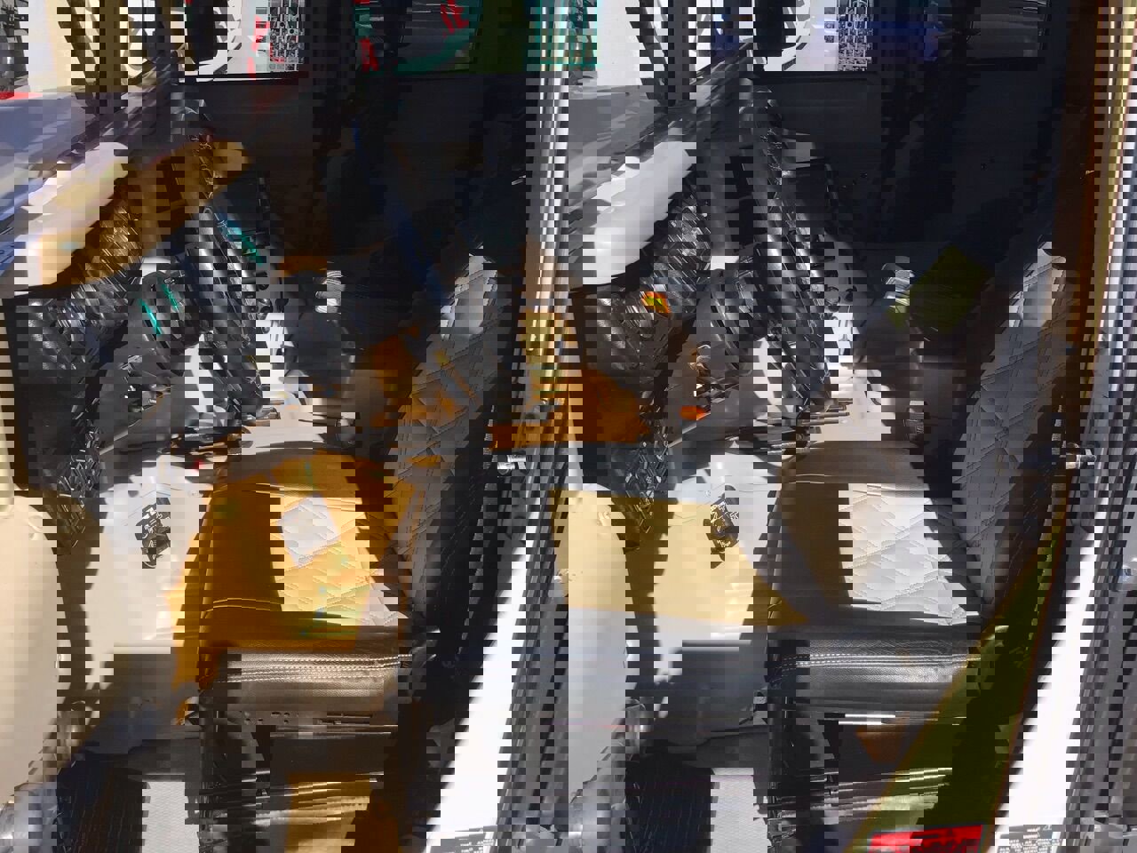 Used 1993 HUMMER H1 4-Door Hard Top image 26