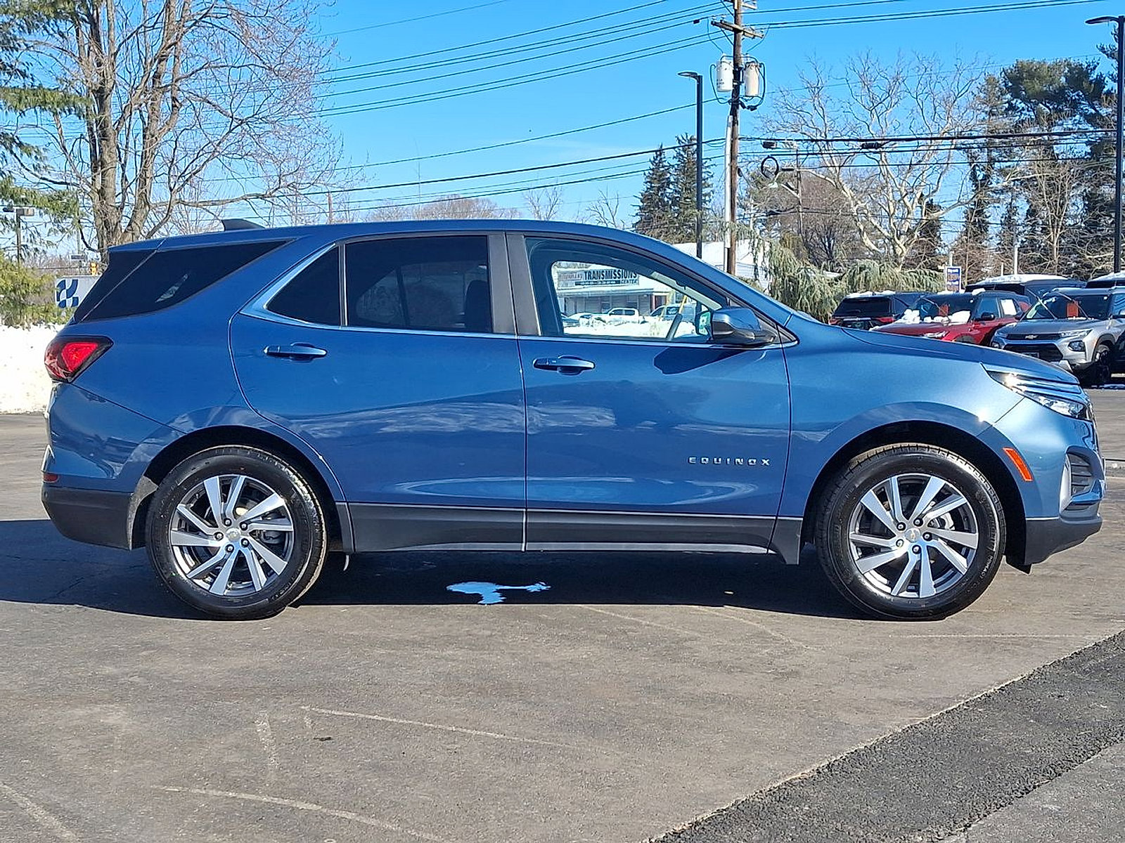Certified 2024 Chevrolet Equinox LT w/ LPO, Floor Liner Package image 26