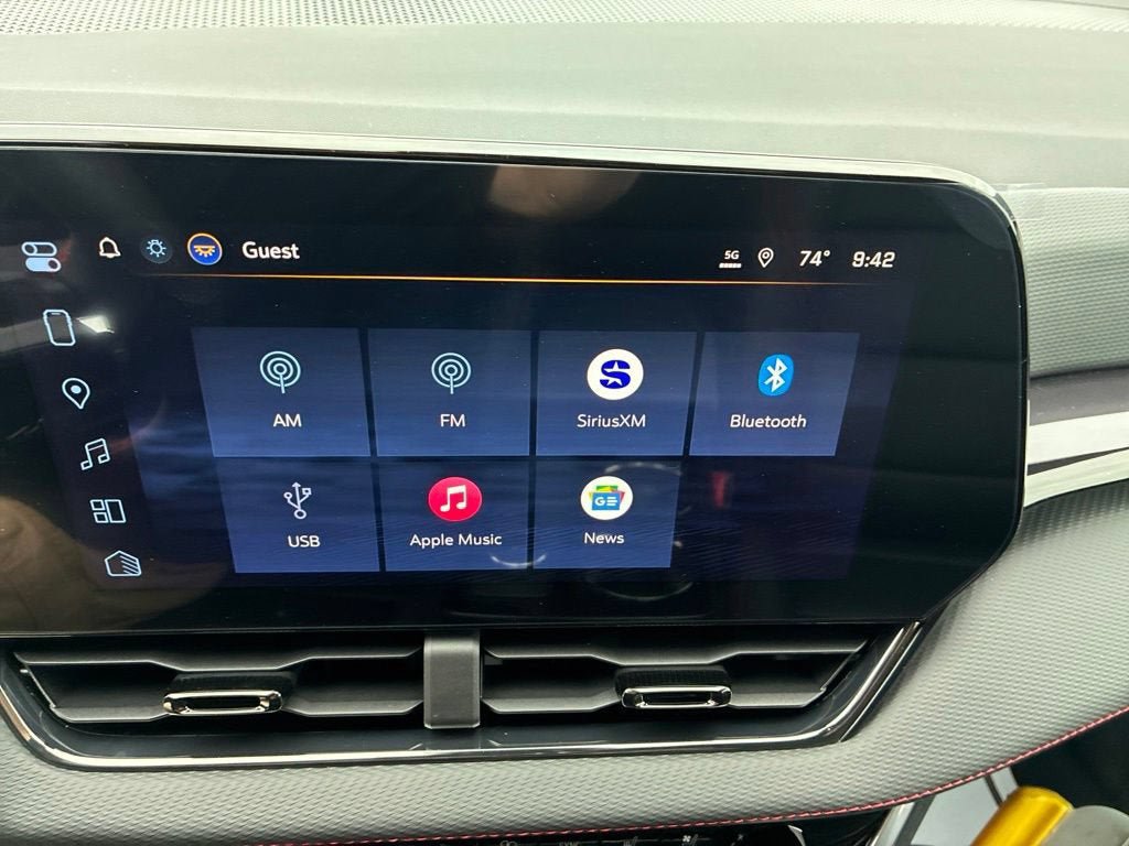New 2027 Chevrolet Equinox RS w/ Safety and Technology Package AWD/4WD image 8