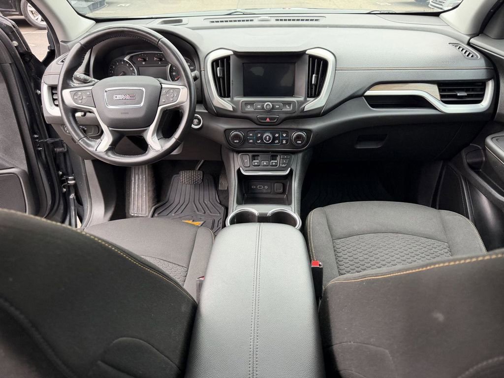 Used 2020 GMC Terrain SLE w/ Driver Convenience Package AWD/4WD image 19