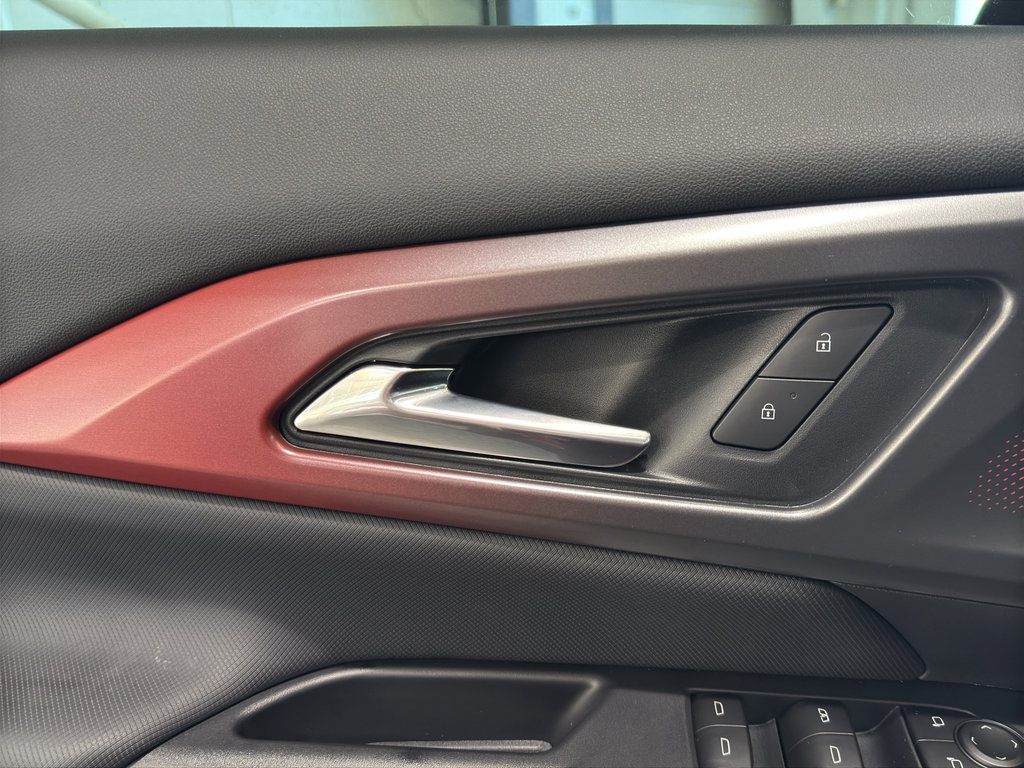 New 2026 Chevrolet Equinox EV RS image 25