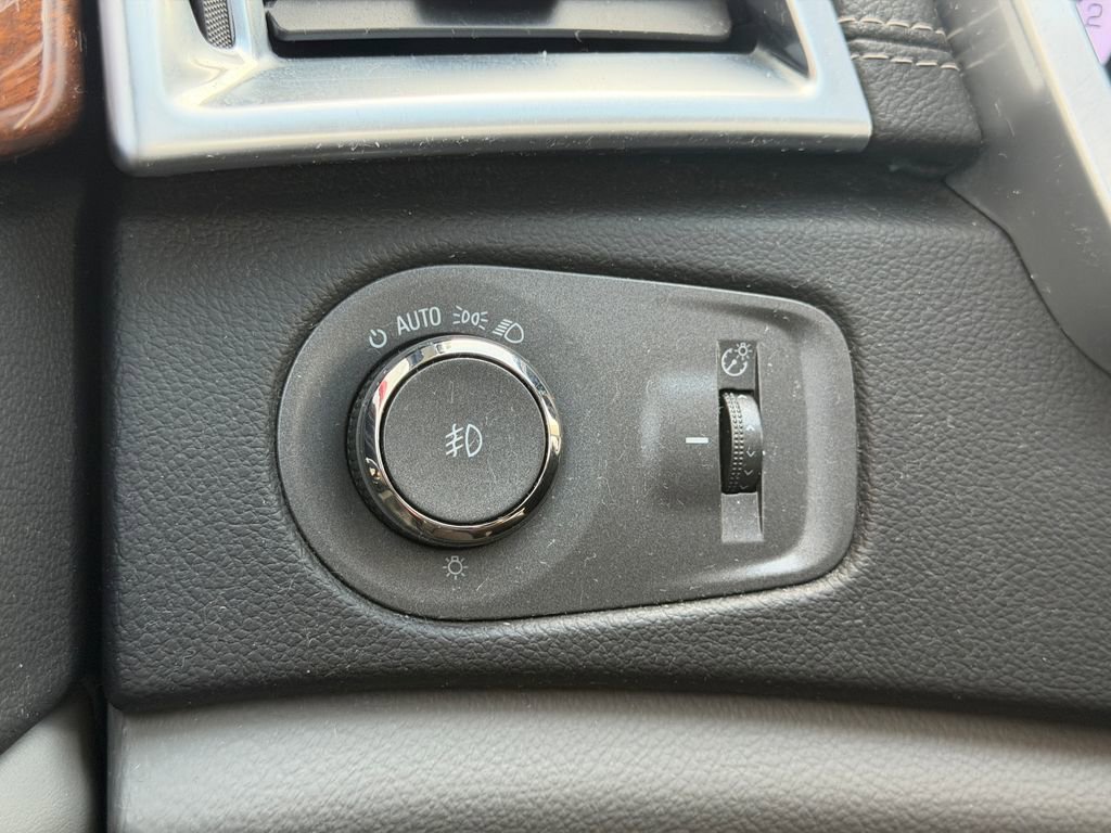 Used 2011 Cadillac SRX Performance image 19