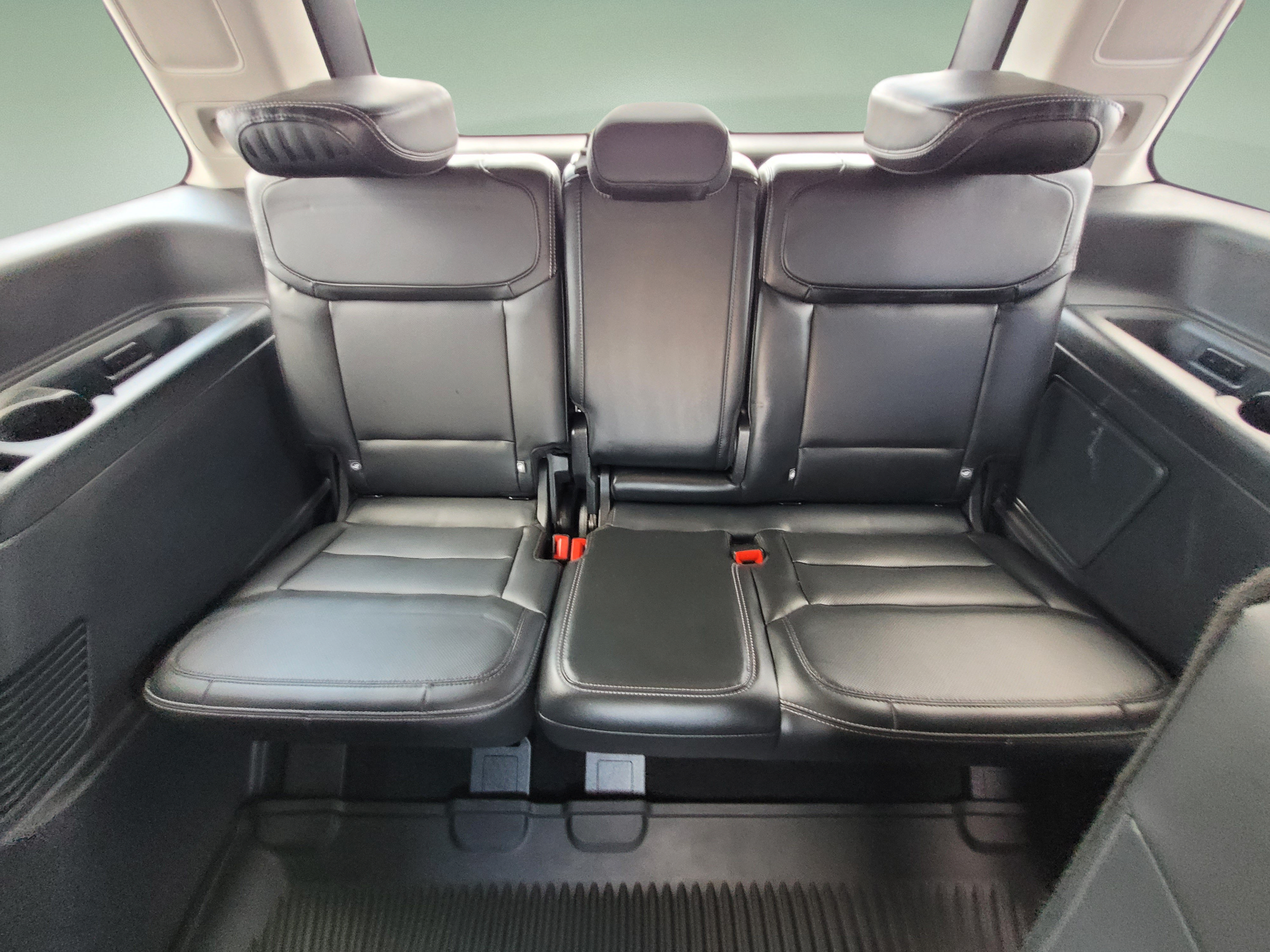 Used 2025 Ford Expedition Platinum AWD/4WD image 15
