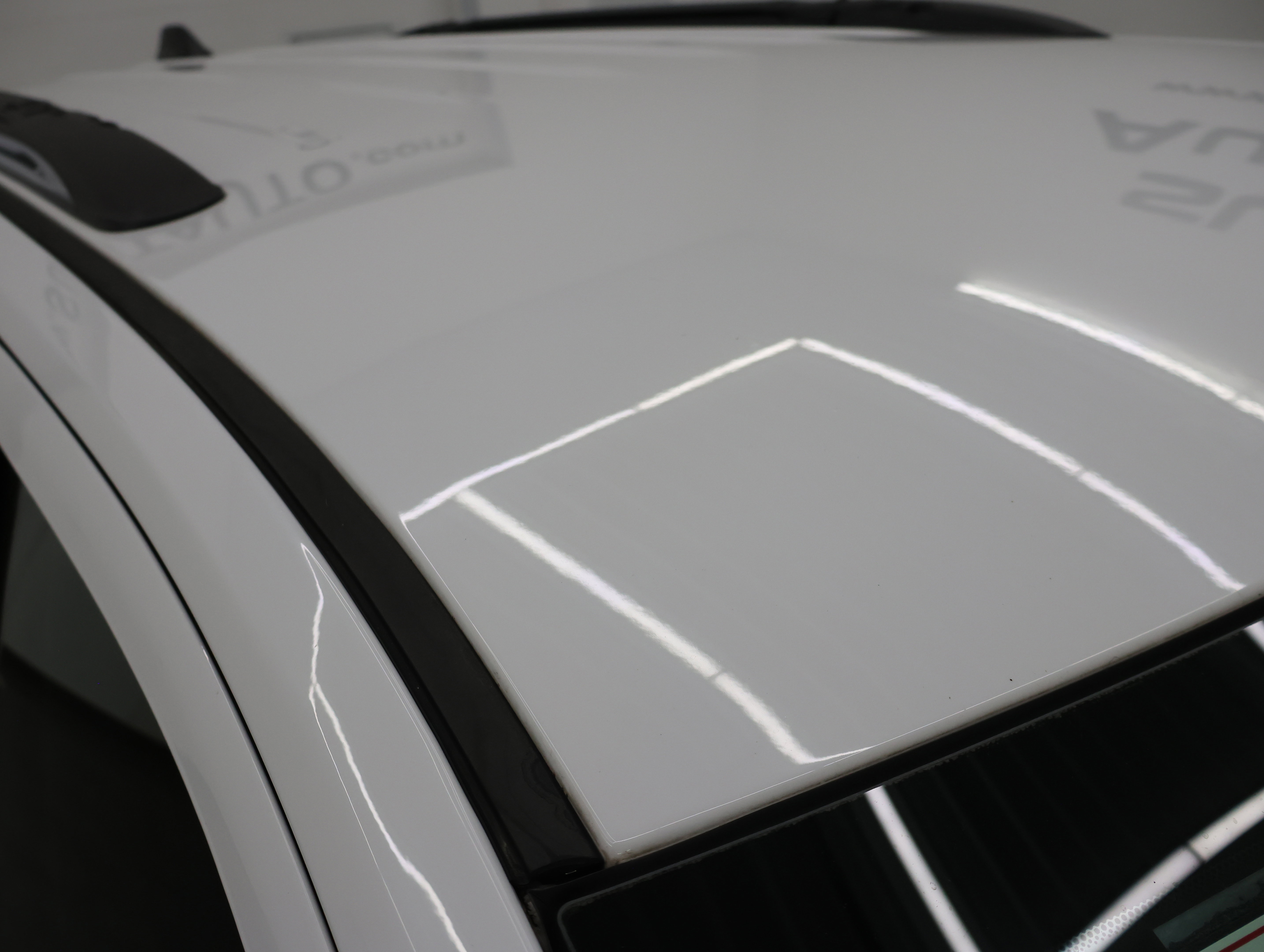 Used 2018 Dodge Durango SXT w/ Quick Order Package 2BB AWD/4WD image 4