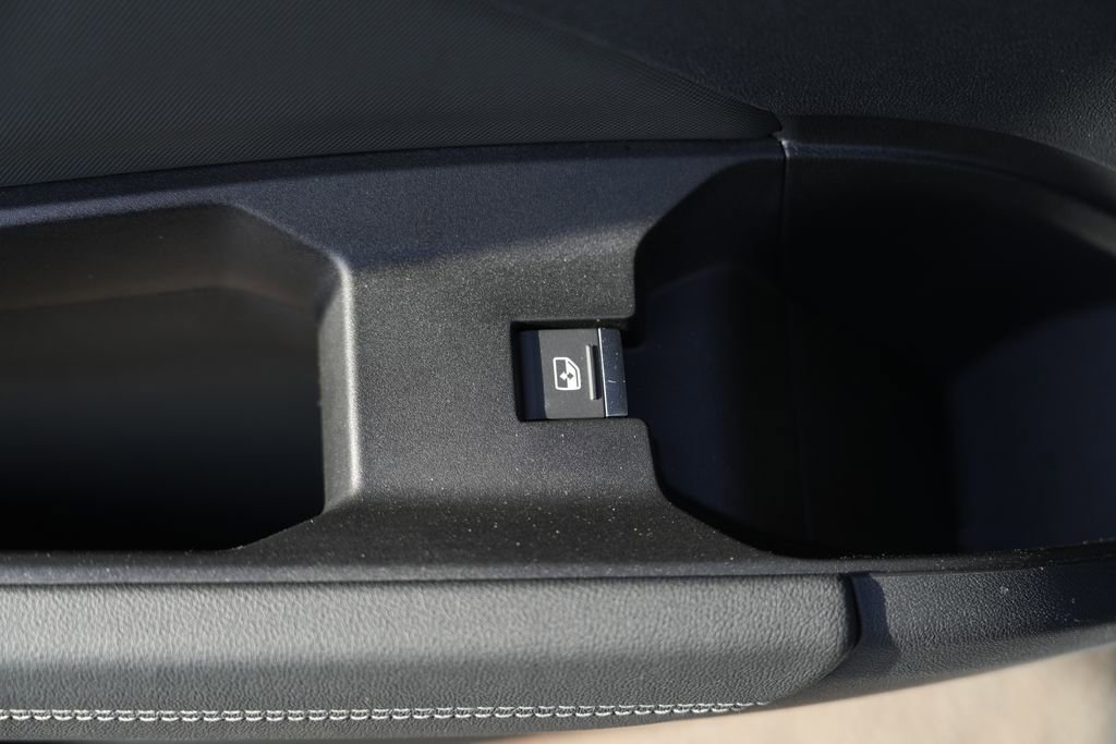 Used 2024 Audi Q4 e-tron Premium Plus w/ Premium Plus image 28