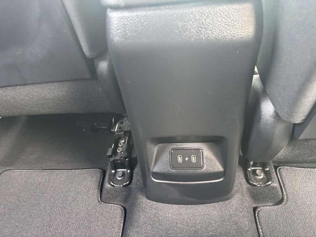 Used 2023 Kia Soul S FWD image 19