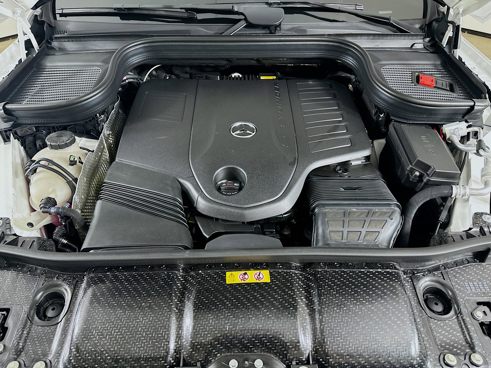 Certified 2026 Mercedes-Benz GLS 450 4MATIC image 41