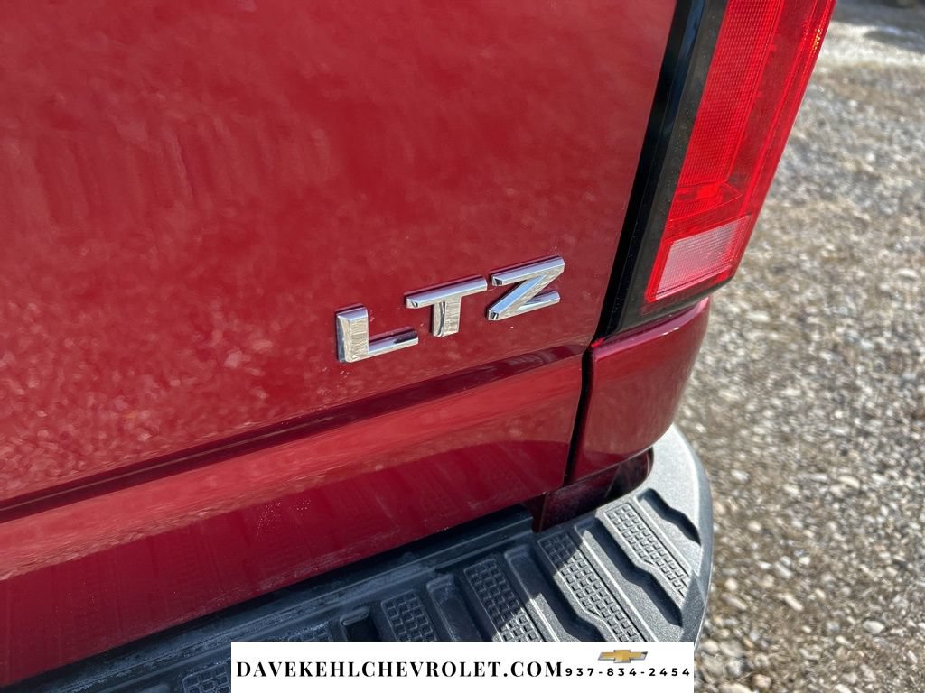 Used 2025 Chevrolet Silverado 2500 LTZ w/ LTZ Plus Package AWD/4WD image 35