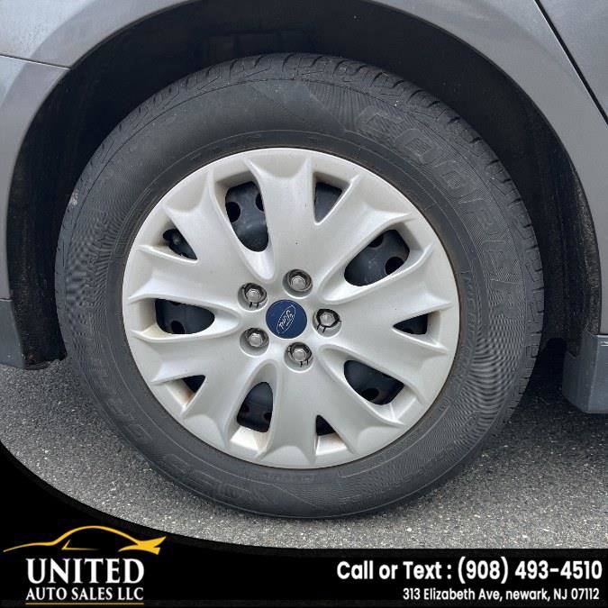 Used 2014 Ford Fusion S FWD image 14