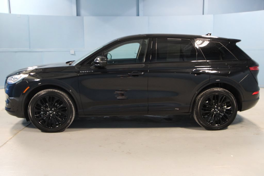 Used 2025 Lincoln Corsair Reserve w/ Jet Appearance Package AWD/4WD image 30