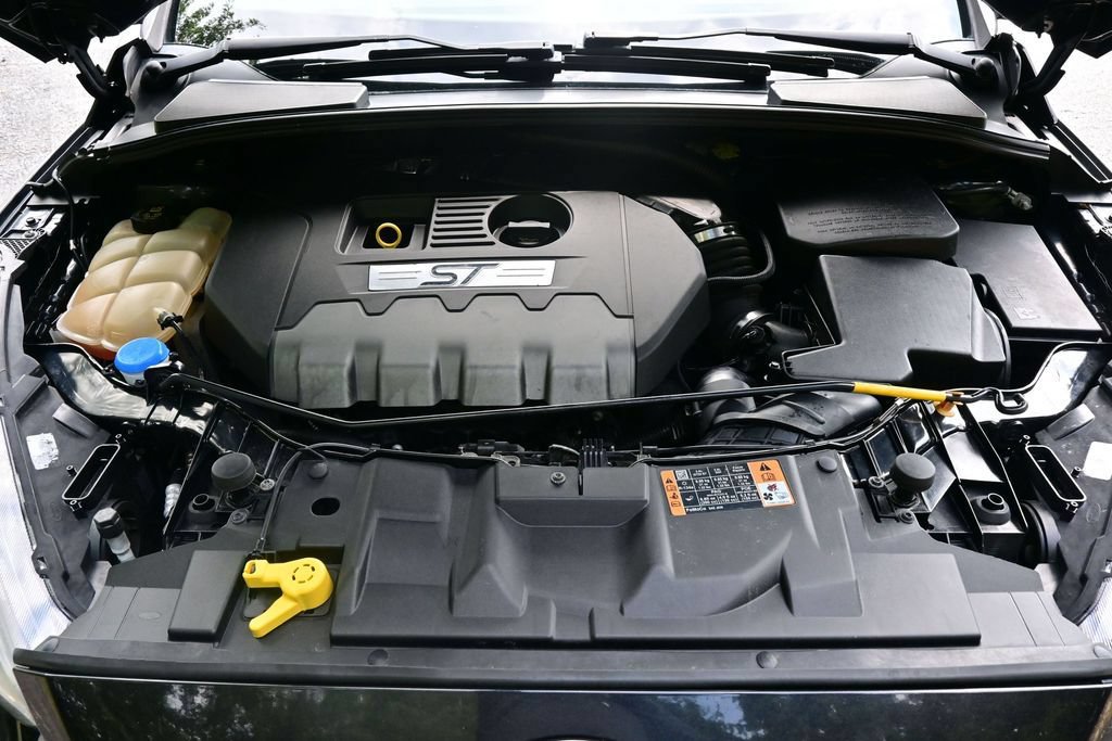 Used 2015 Ford Focus ST FWD image 30