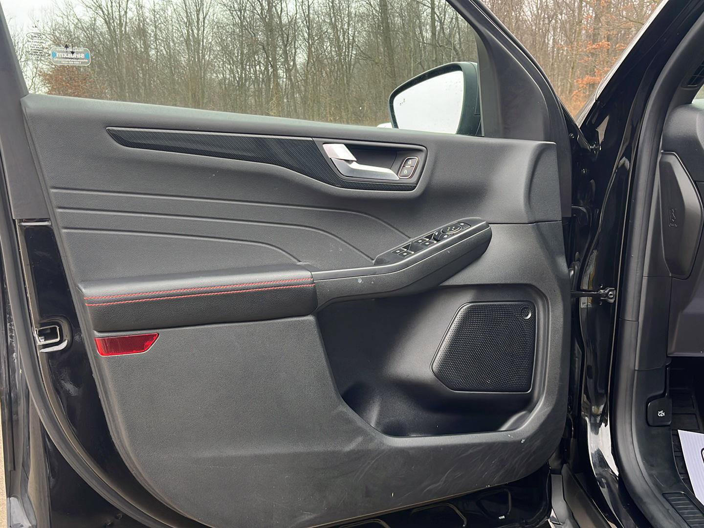 Used 2024 Ford Escape ST-Line w/ Tech Pack #1 image 9