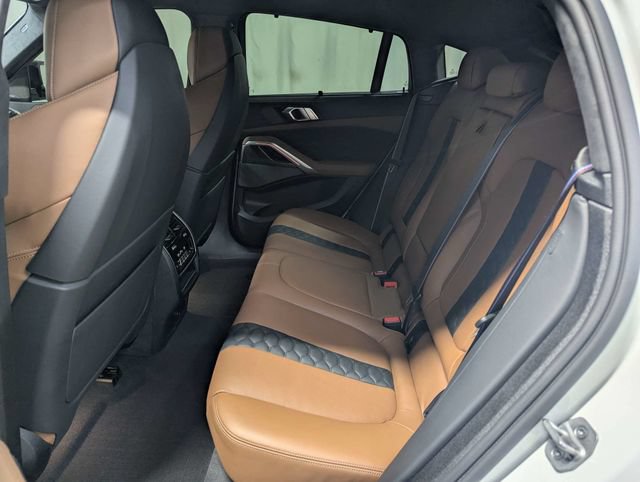 Used 2022 BMW X6 M w/ Competition Package AWD/4WD image 9