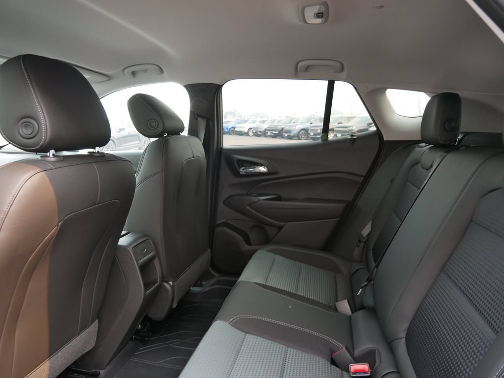 New 2026 Chevrolet Trax LT w/ Driver Confidence Package FWD image 16