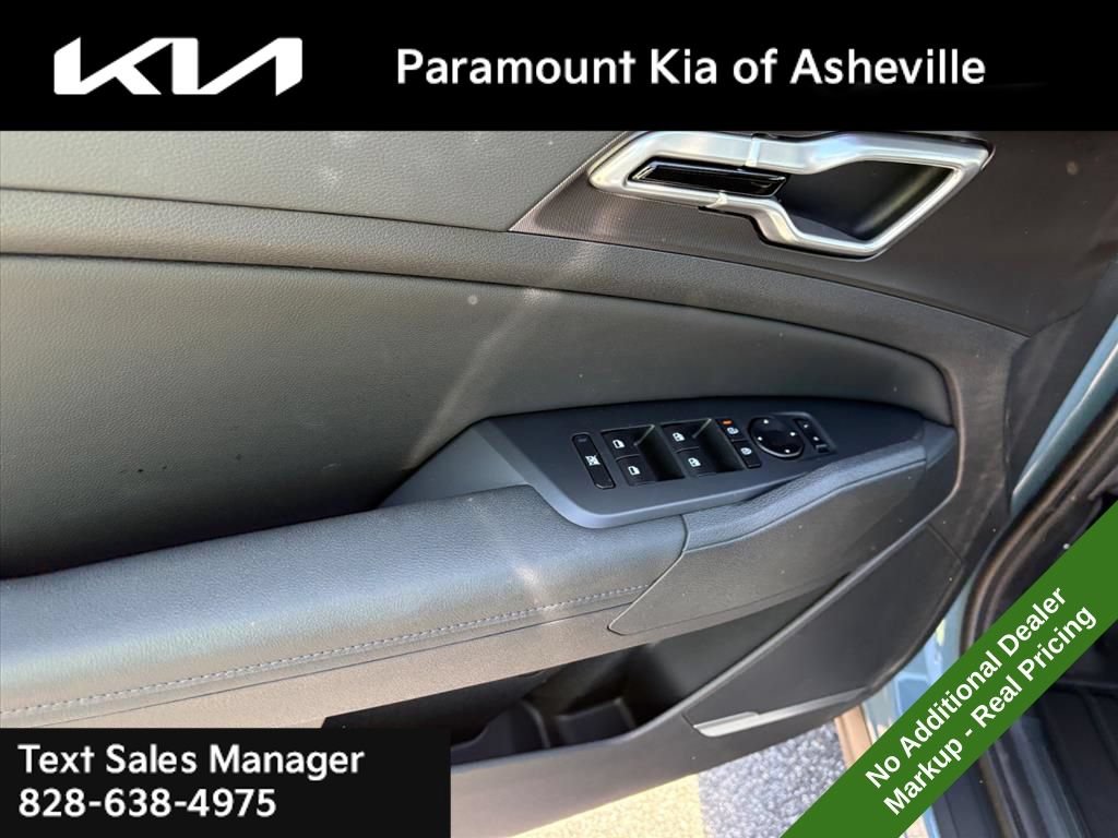 New 2026 Kia Sportage EX w/ EX Panoramic Sunroof Package AWD/4WD image 25