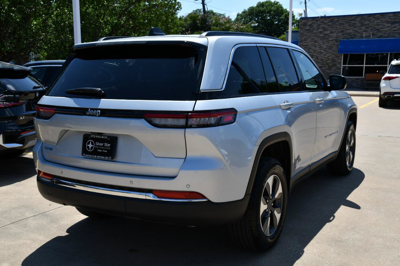 Used 2025 Jeep Grand Cherokee Limited 4xe AWD/4WD image 6