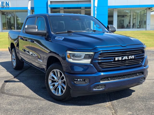 Used 2023 RAM 1500 Laramie AWD/4WD image 2