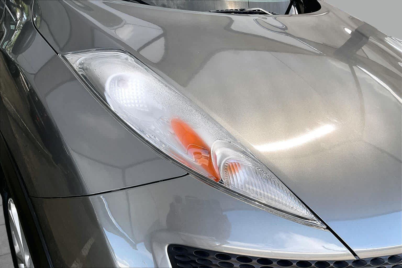 Used 2012 Nissan Juke SL FWD image 26