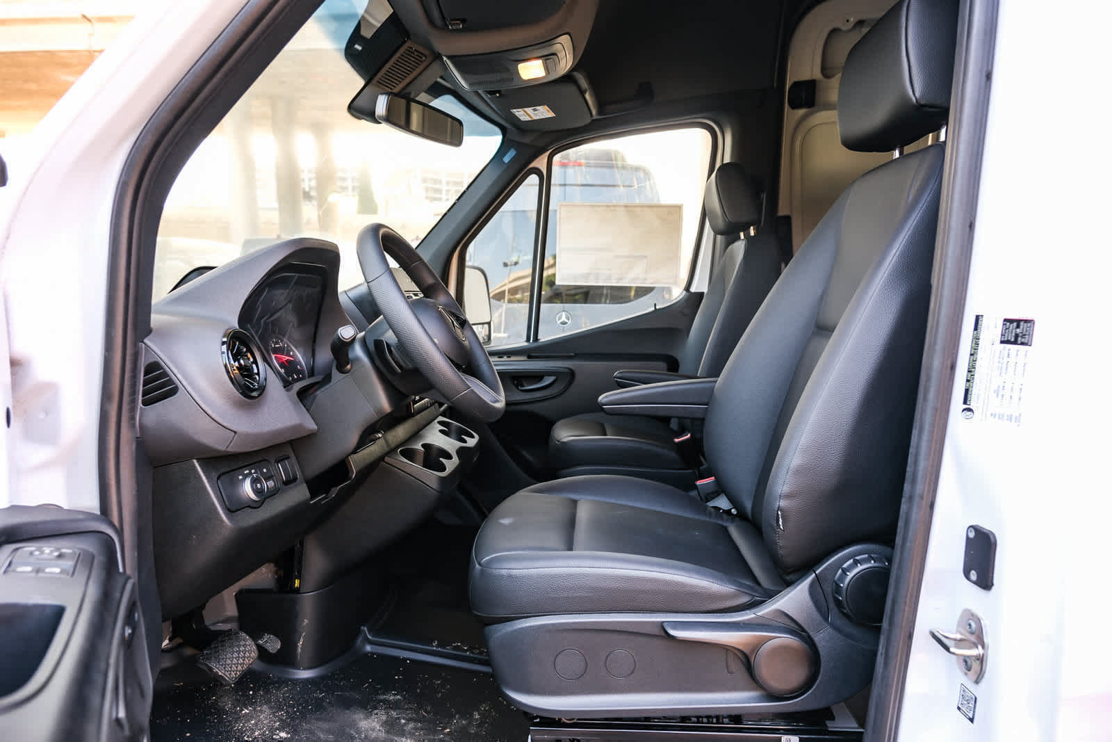 New 2025 Mercedes-Benz Sprinter 2500 image 52