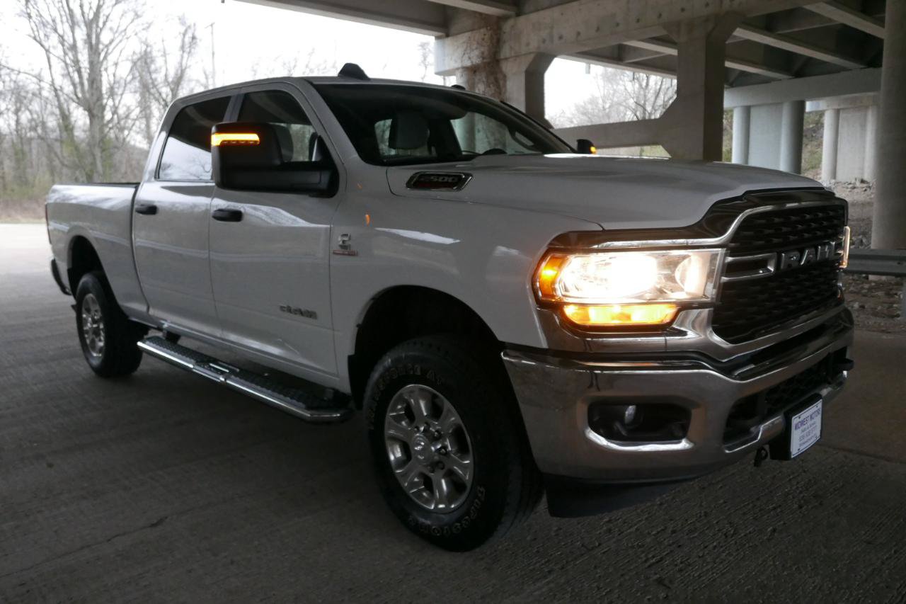 Used 2024 RAM 2500 Big Horn AWD/4WD image 28