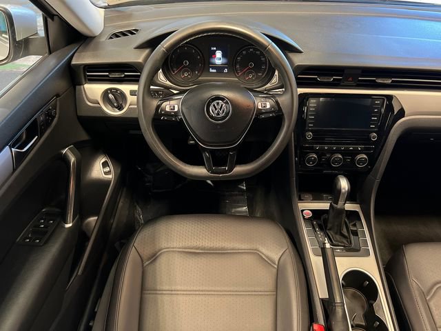 Used 2021 Volkswagen Passat 2.0T SE image 18