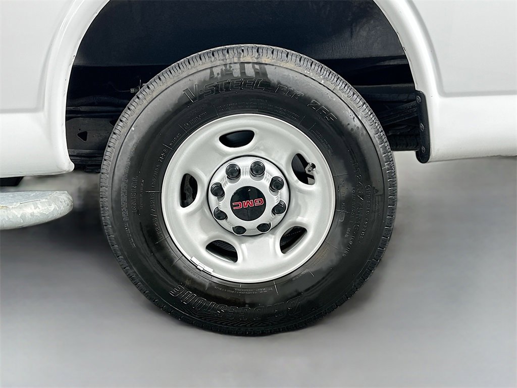 Used 2023 GMC Savana 2500 w/ Driver Convenience Package image 25