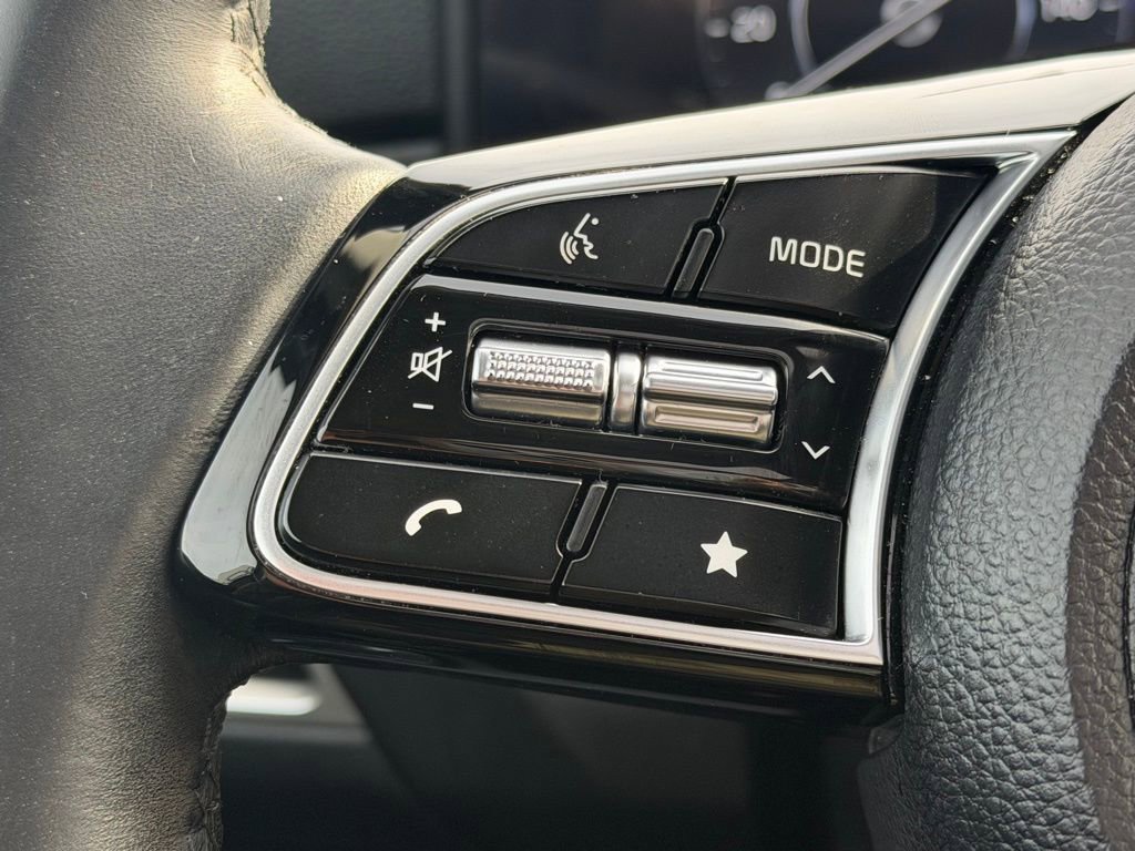 Used 2024 Kia Seltos EX image 18