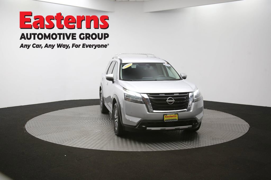 Used 2023 Nissan Pathfinder SL image 50