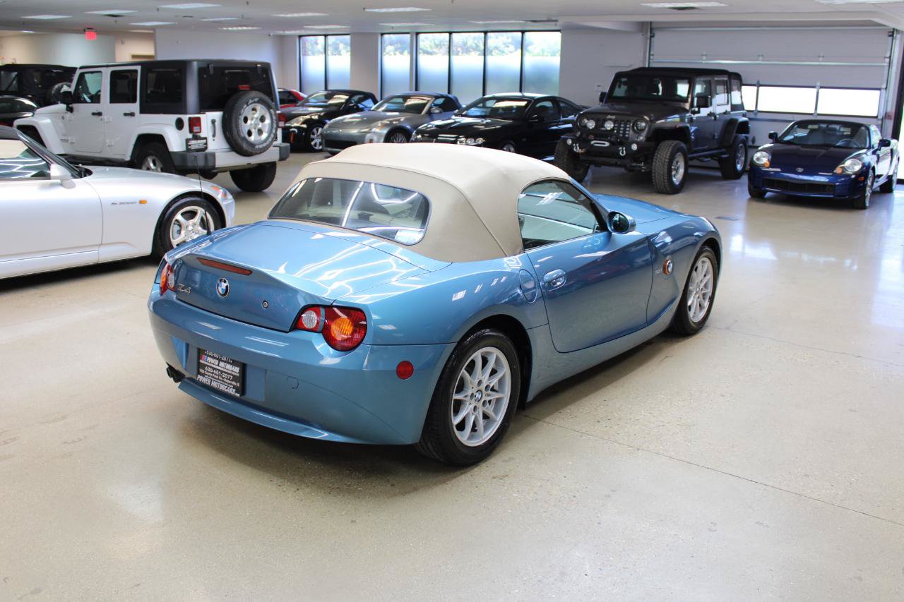 Used 2003 BMW Z4 2.5i RWD image 4
