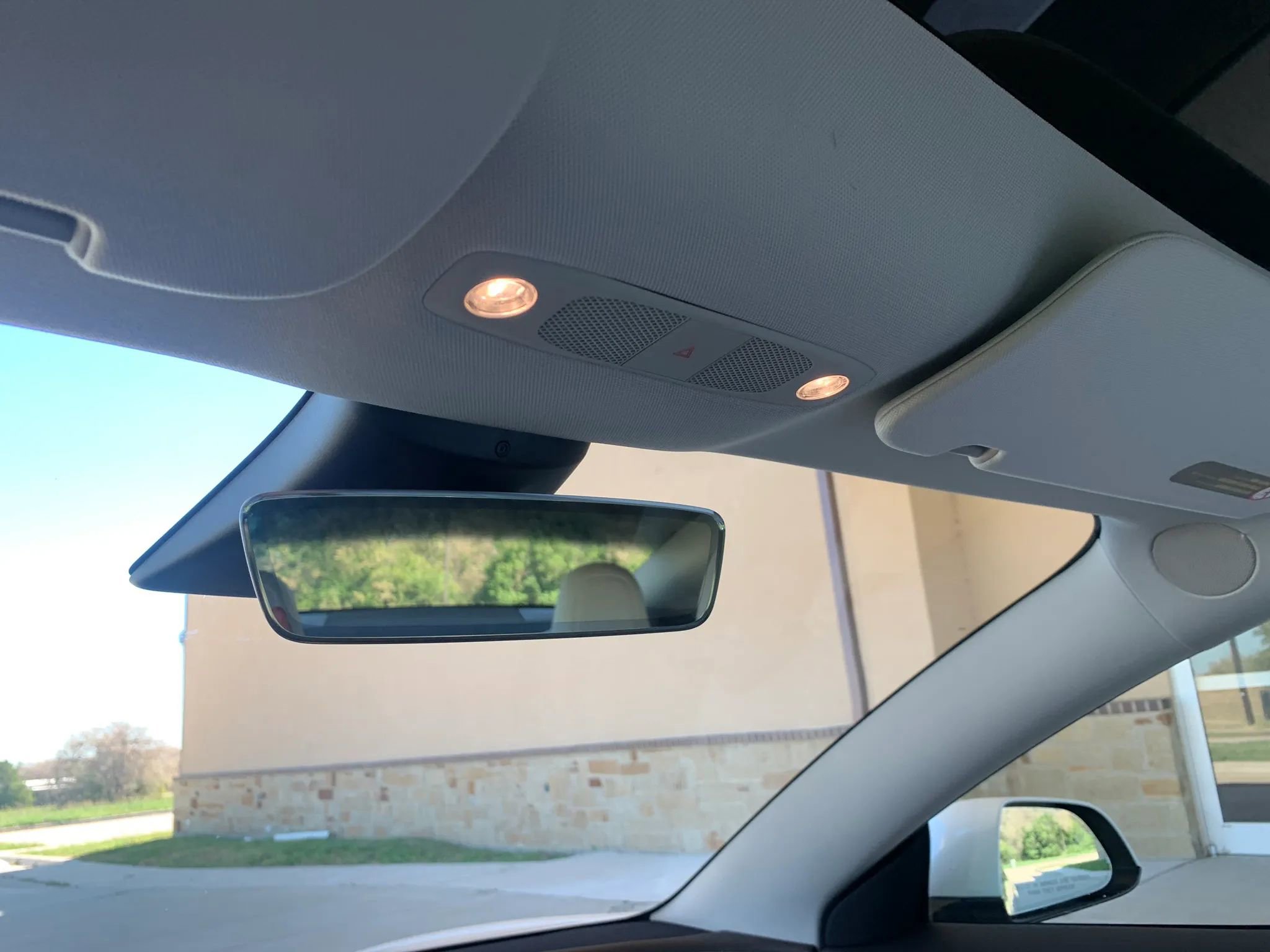 Used 2021 Tesla Model 3 Standard Range Plus image 23