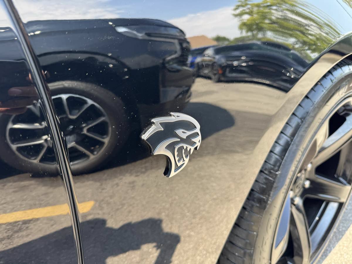 Used 2018 Dodge Charger SRT Hellcat w/ Harman/Kardon Audio Group RWD image 6