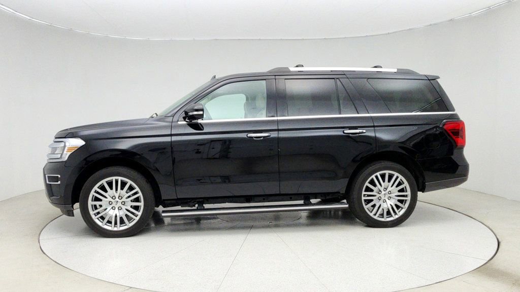 Used 2024 Ford Expedition Limited image 8