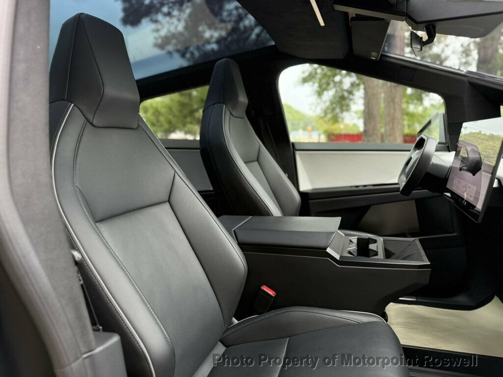Used 2024 Tesla Cybertruck Cyberbeast AWD/4WD image 21