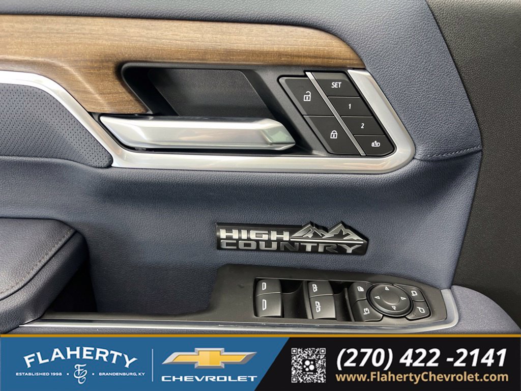 New 2026 Chevrolet Silverado 1500 High Country w/ High Country Premium Package AWD/4WD image 15