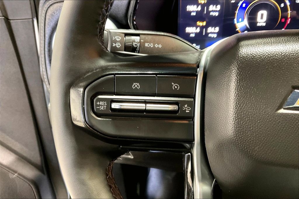 Used 2025 Chevrolet Colorado LT w/ LT Convenience Package image 23